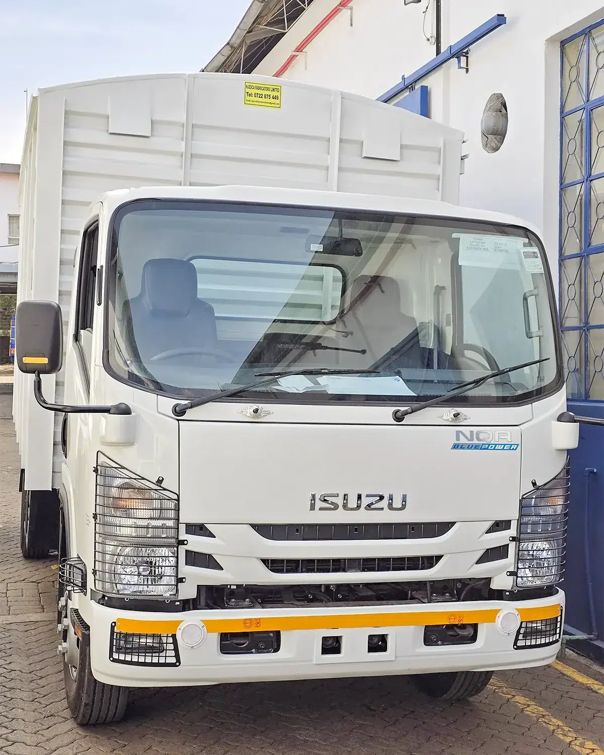 NQR Truck BLUEPOWER